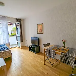 Center Relax, Ndk & Vitoshka Str, Free Secured Parking Sofia