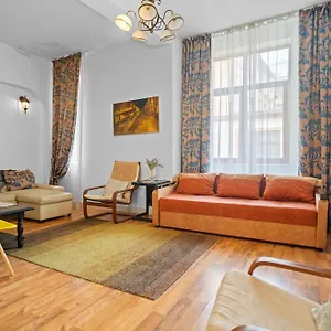 Golden Residences - & Penthouse In Old Town , Bucharest Romania